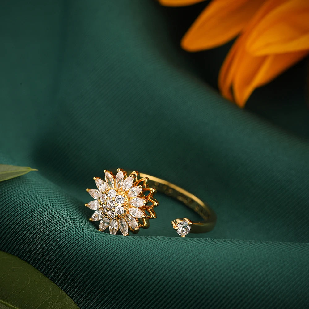 Anillo antiestres Sunshine fondo verde vista lateral